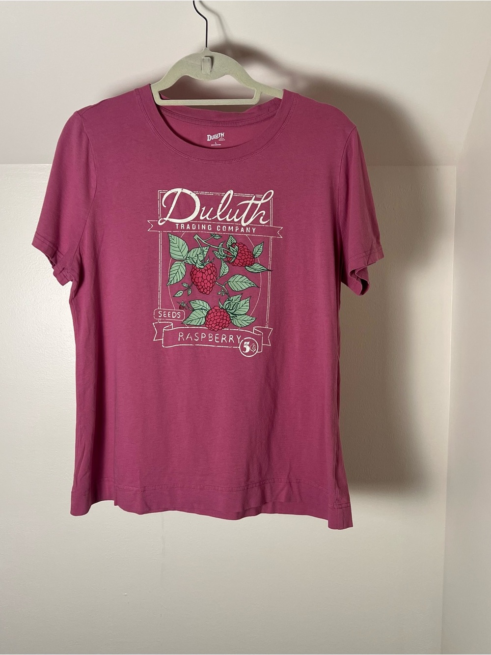 Duluth Trading Co Raspberry Graphic Tee - Magenta